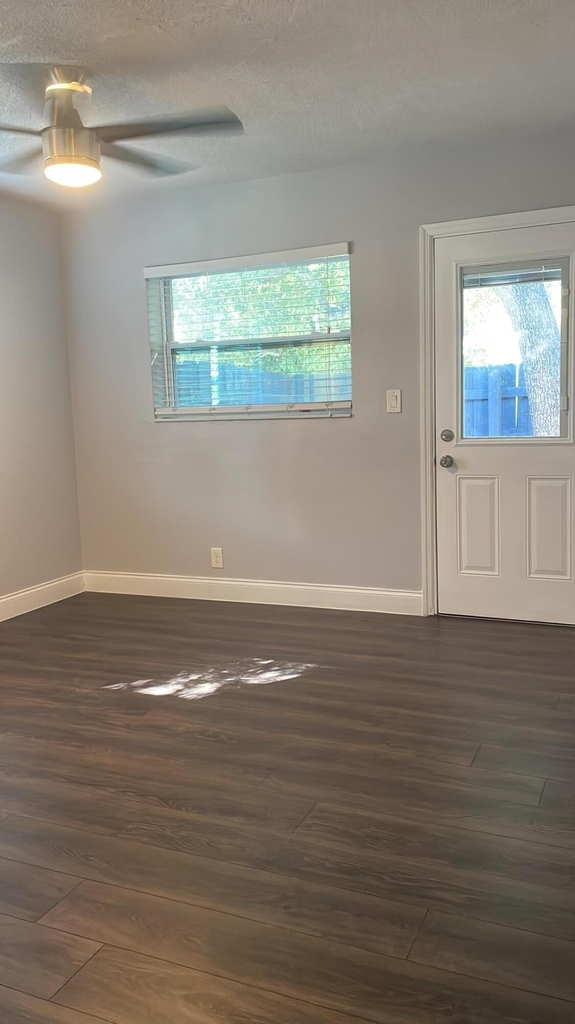 732 Se 15th Street - Photo 9