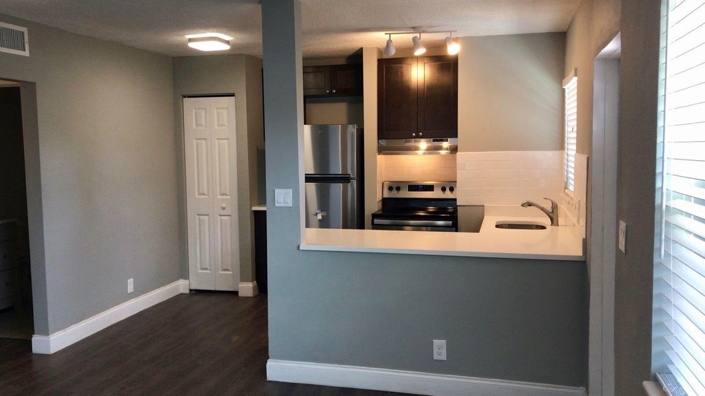 732 Se 15th Street - Photo 2