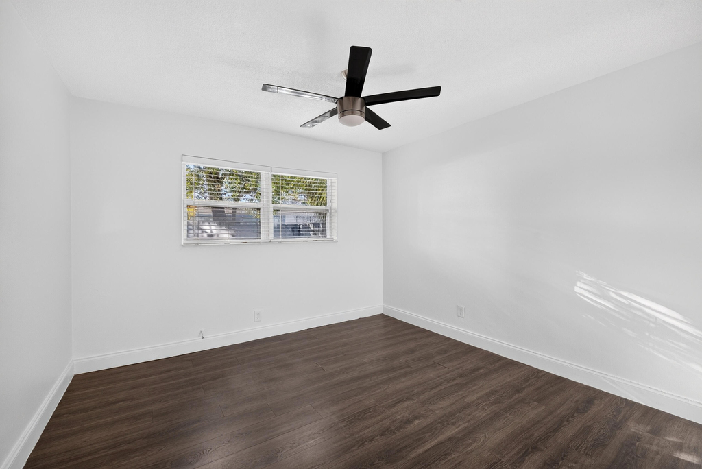 732 Se 15th Street - Photo 32
