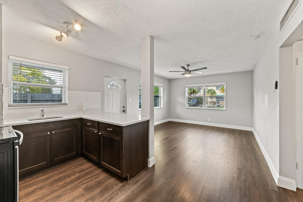 732 Se 15th Street - Photo 3