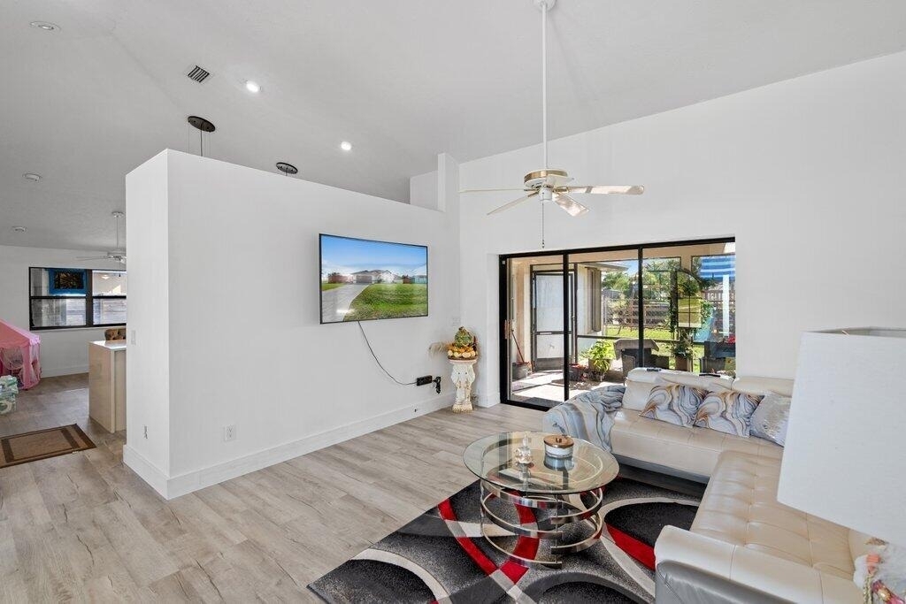 434 Sw Jeanne Avenue - Photo 30
