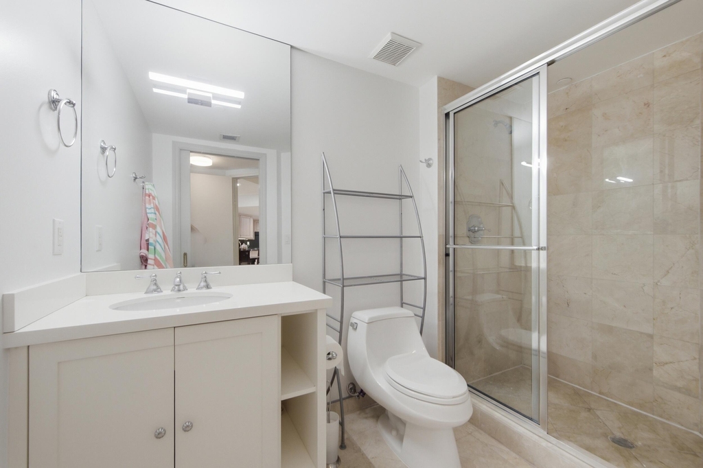 9595 Collins Avenue - Photo 30