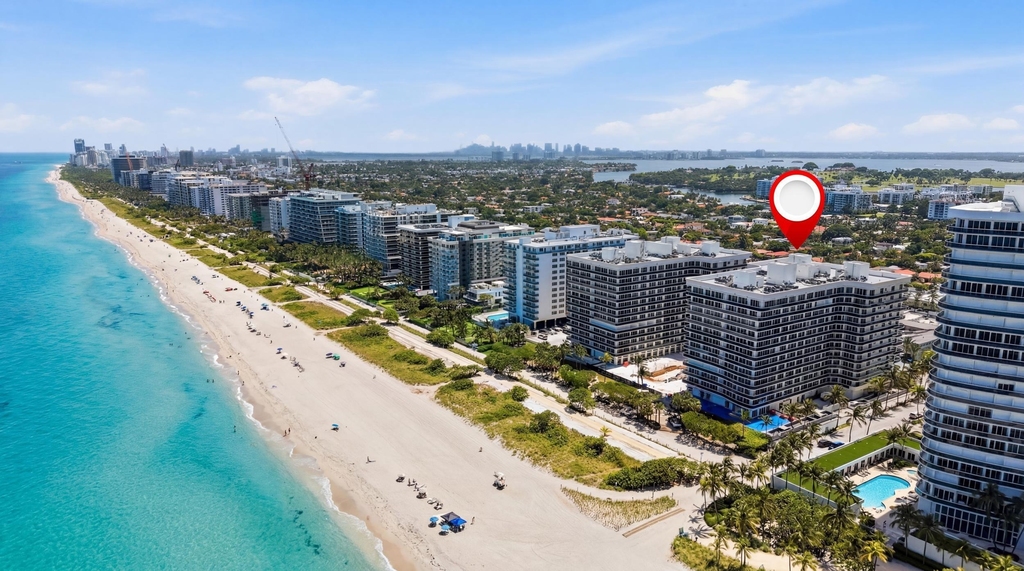 9595 Collins Avenue - Photo 4