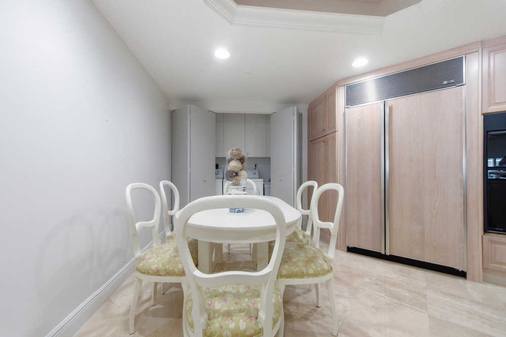 9595 Collins Avenue - Photo 21