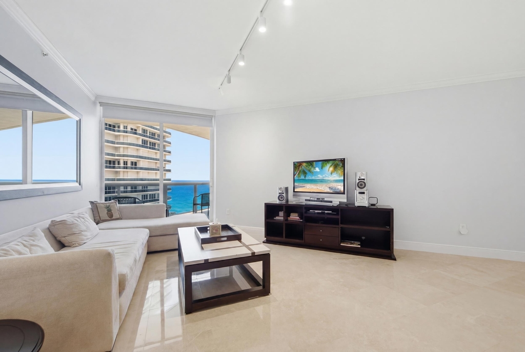 9595 Collins Avenue - Photo 13