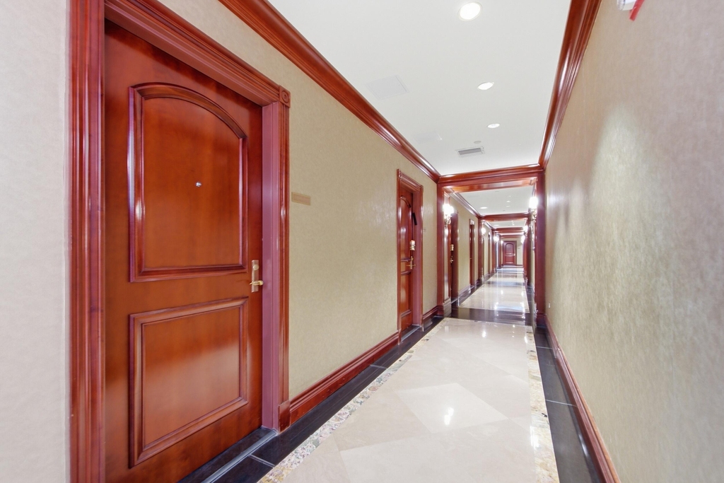 9595 Collins Avenue - Photo 9