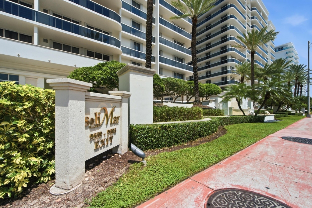 9595 Collins Avenue - Photo 41