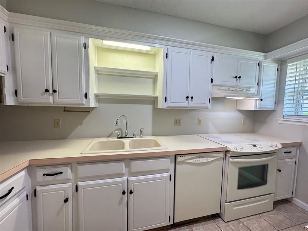 905 Rambling Oaks Drive - Photo 10