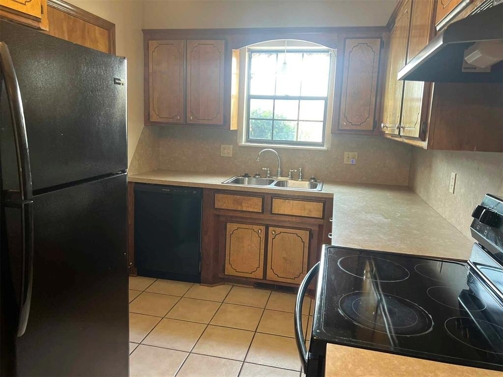 2105 Nw 118th Terrace - Photo 5