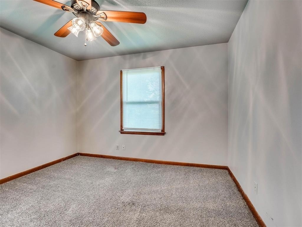 1800 Melrose Drive - Photo 4