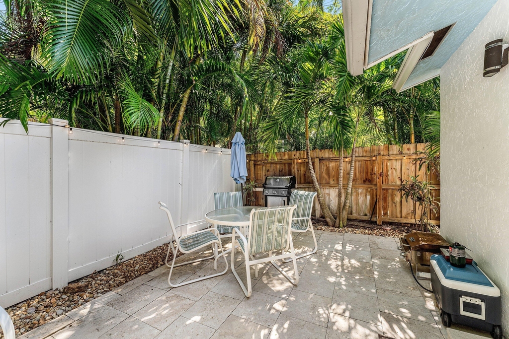 334 Ne 7th Avenue - Photo 16
