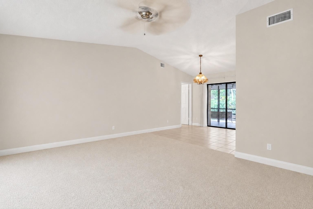 5548 Shirley Drive - Photo 7
