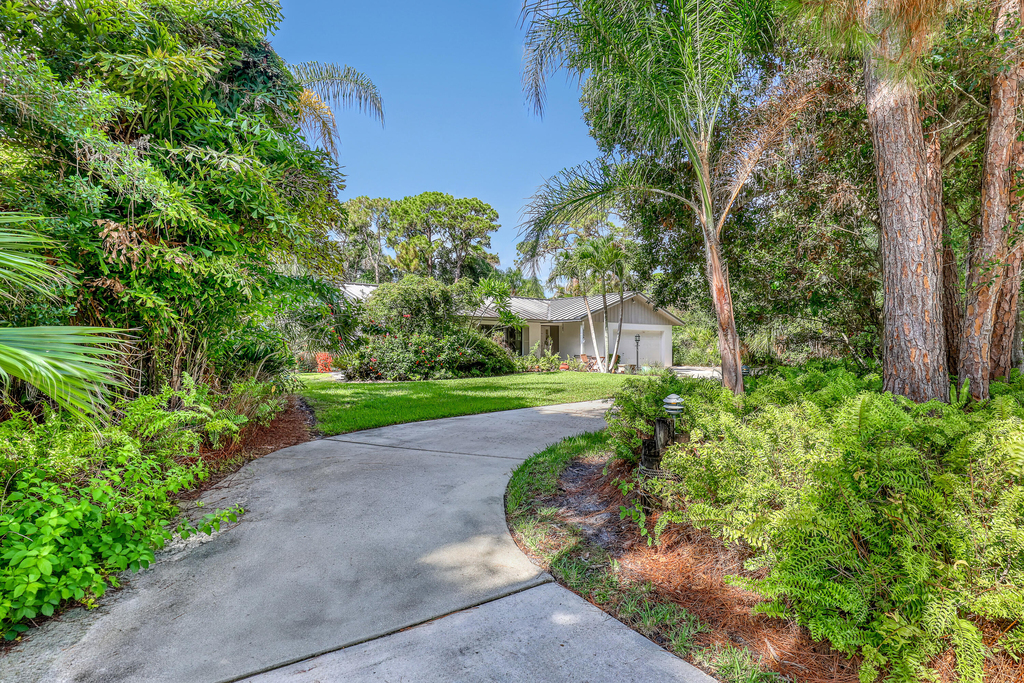 5548 Shirley Drive - Photo 1