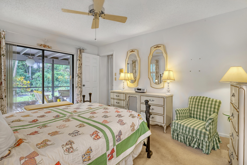 5548 Shirley Drive - Photo 14