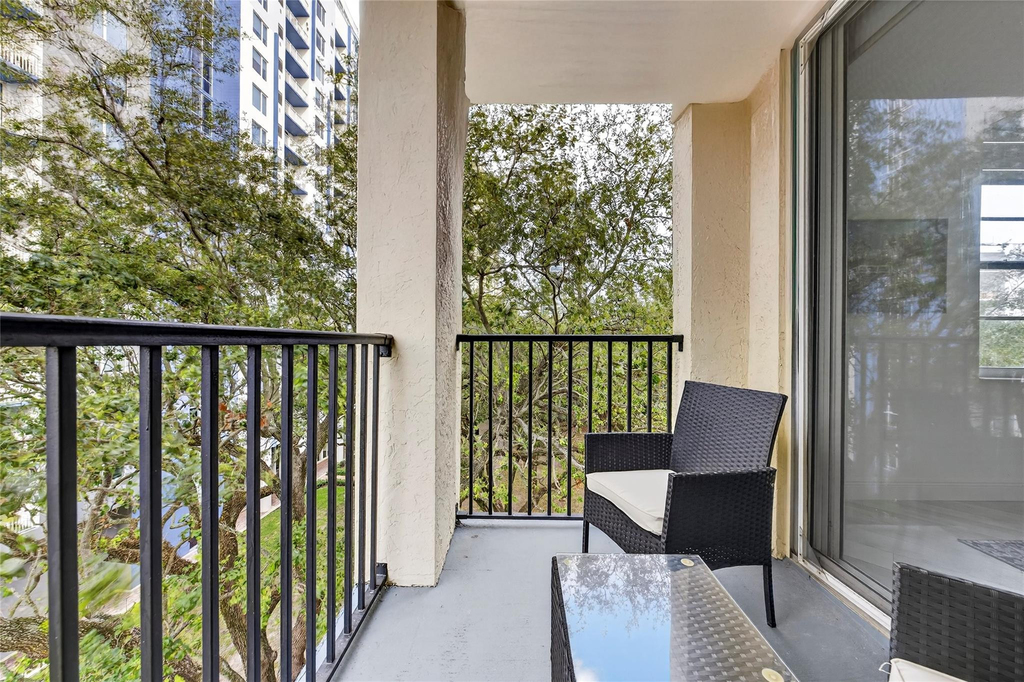 520 Se 5th Avenue - Photo 20