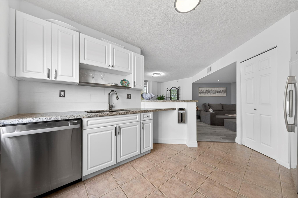 520 Se 5th Avenue - Photo 9