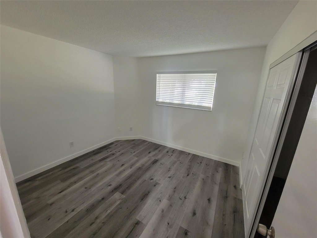3465 Nw 44th Street - Photo 4