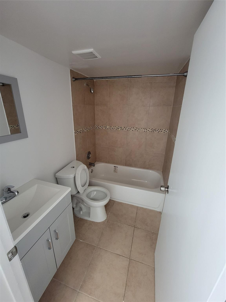 3465 Nw 44th Street - Photo 6
