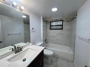 8040 Hampton Boulevard - Photo 12