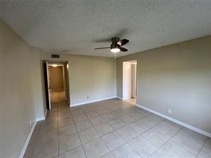 8040 Hampton Boulevard - Photo 15