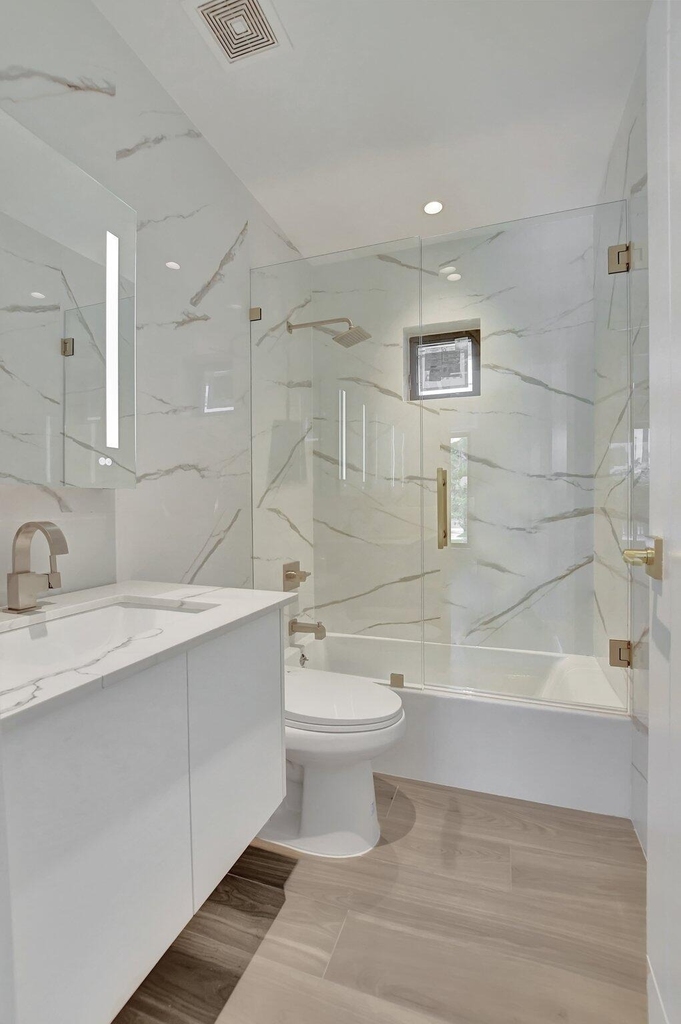 1361 Se 4th Street - Photo 12