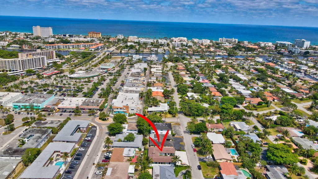 1361 Se 4th Street - Photo 4