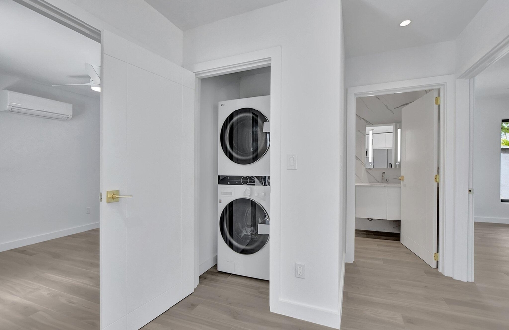 1361 Se 4th Street - Photo 24