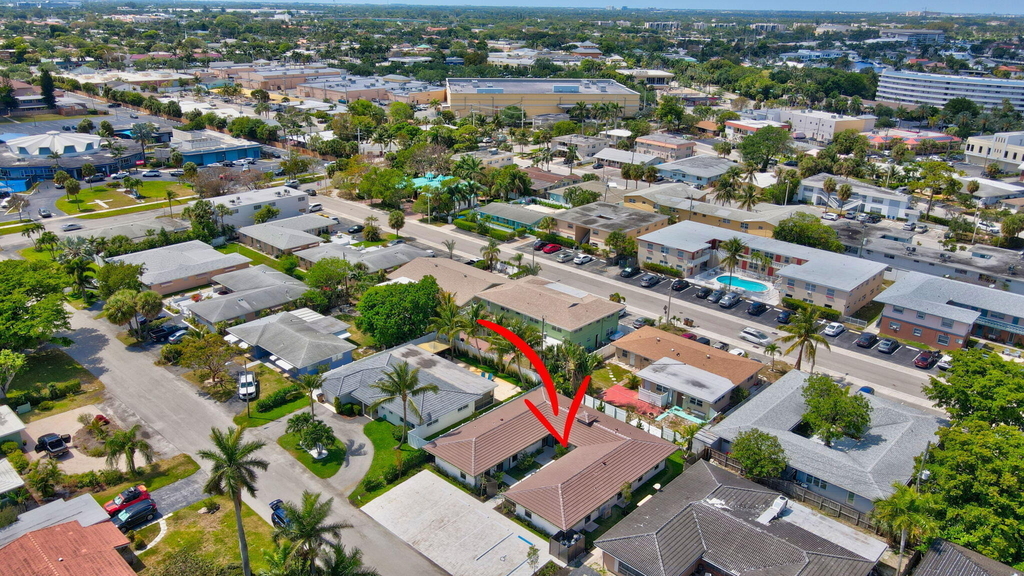 1361 Se 4th Street - Photo 6