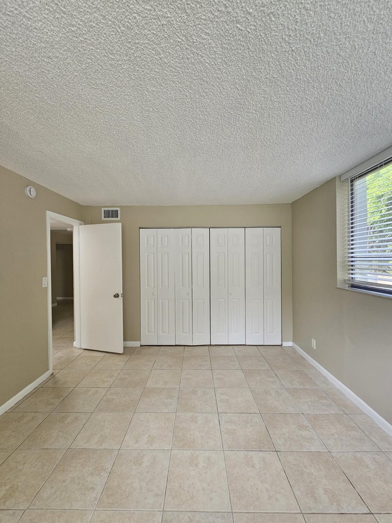 1720 N Congress Avenue - Photo 12