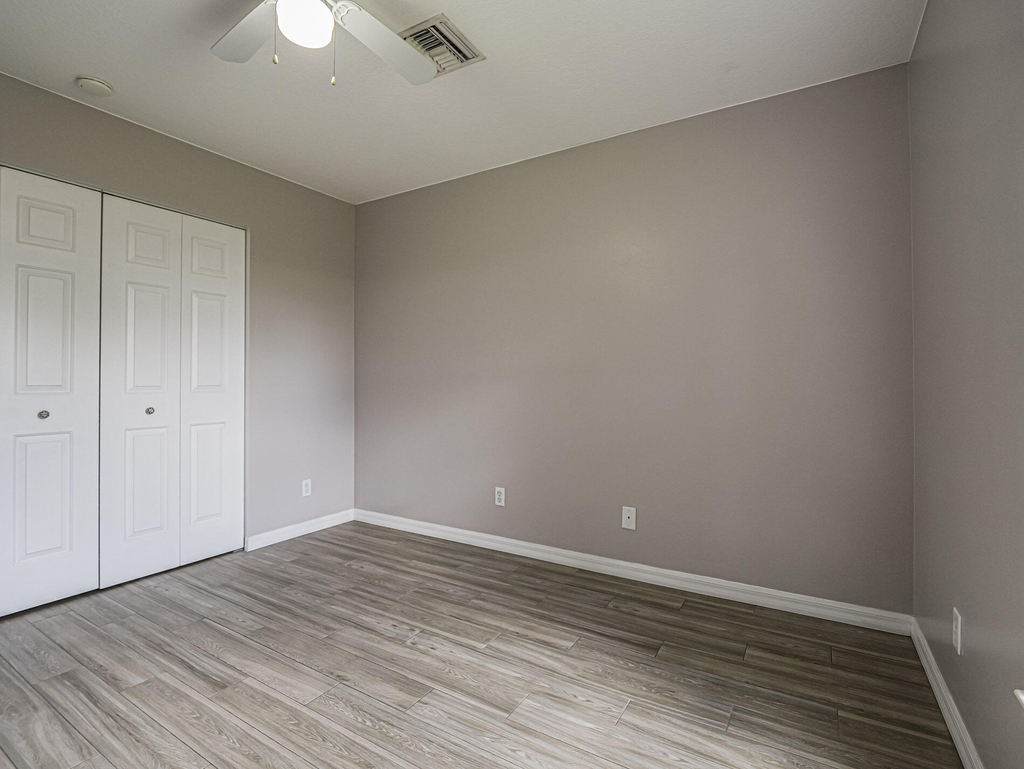 1456 25th Court Sw - Photo 11