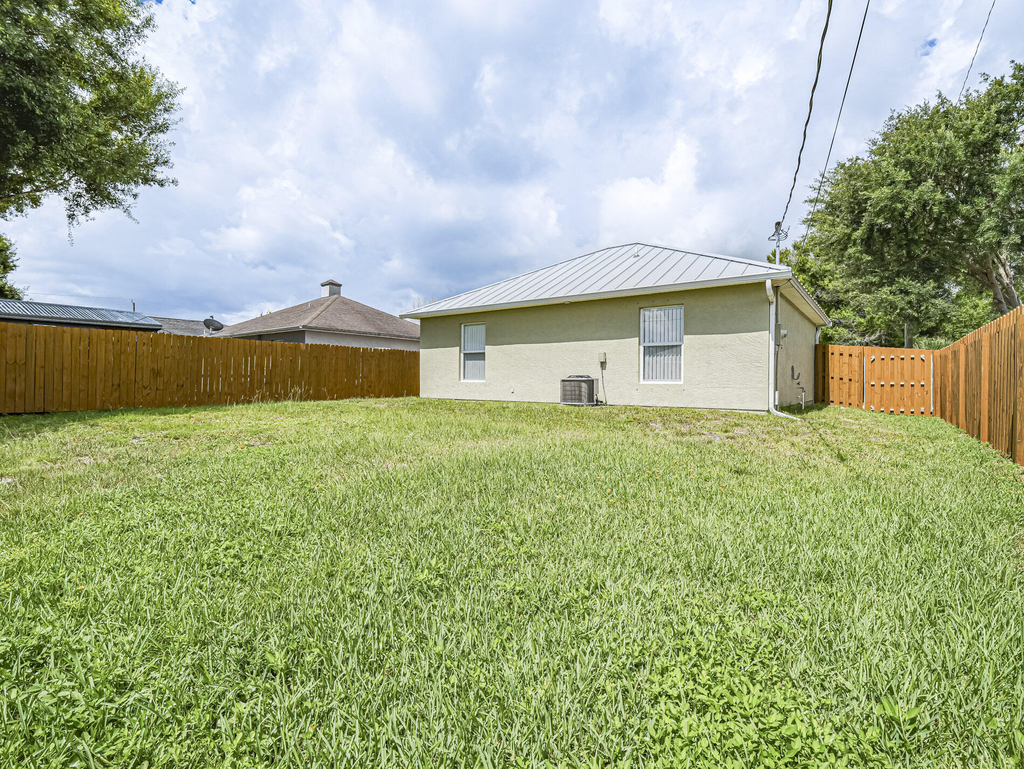 1456 25th Court Sw - Photo 18