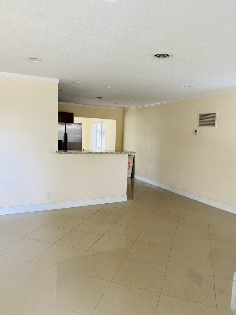 4559 Nw 16th Way - Photo 5