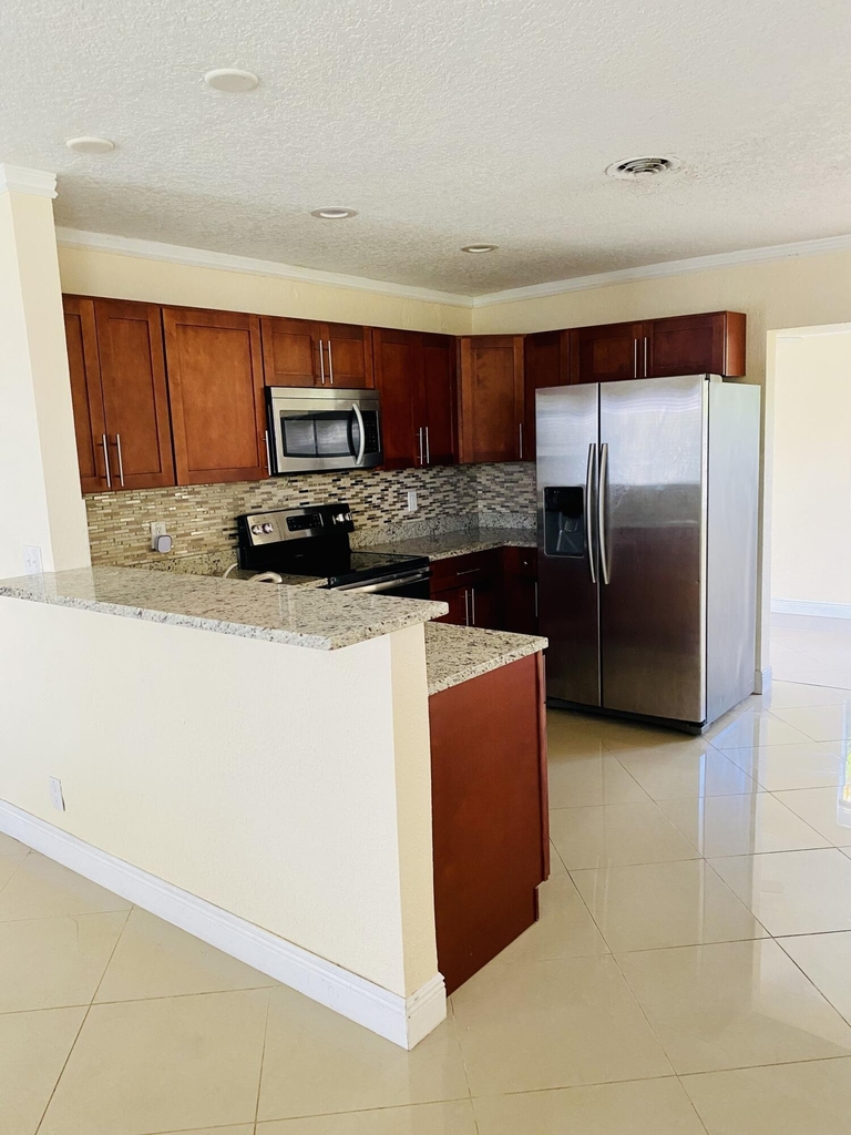 4559 Nw 16th Way - Photo 1