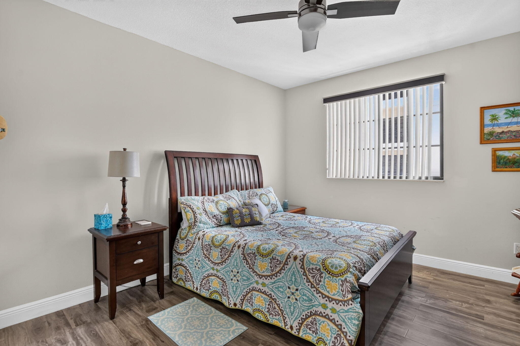 233 S Federal Highway - Photo 12