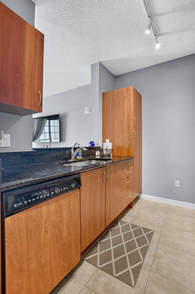 233 S Federal Highway - Photo 11