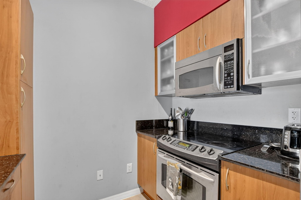 233 S Federal Highway - Photo 9