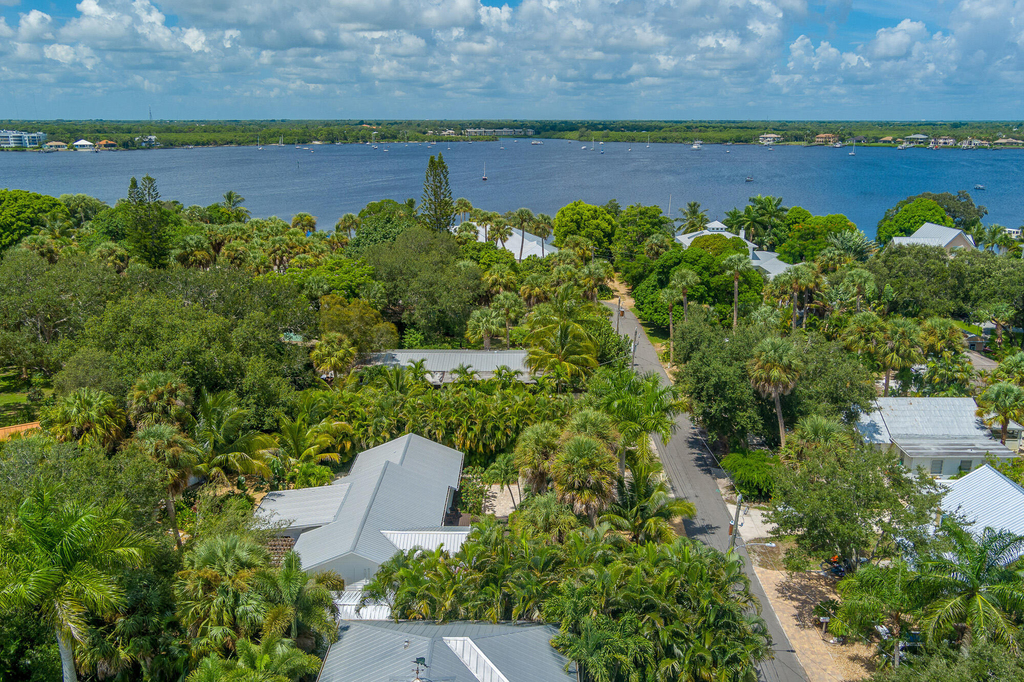 547 Sw Riverview Street - Photo 11