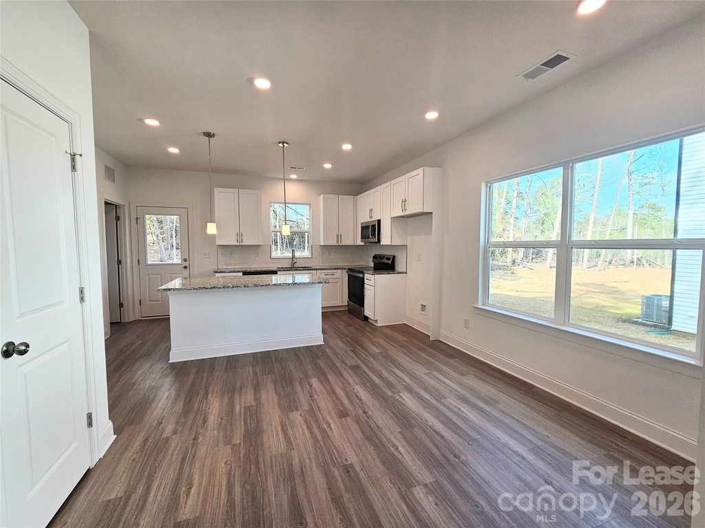 203 Benfield Road - Photo 4