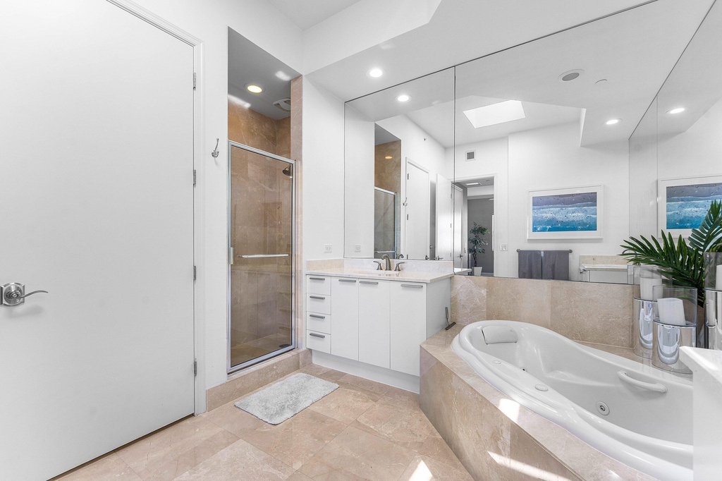 2640 Lake Shore Drive - Photo 18