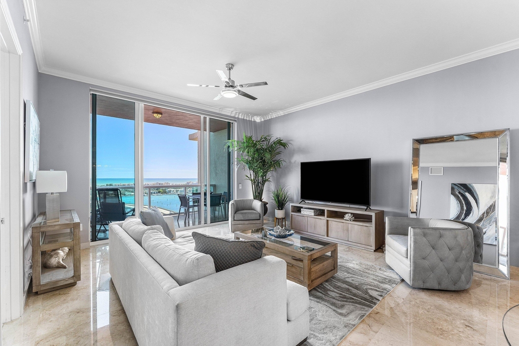 2640 Lake Shore Drive - Photo 5