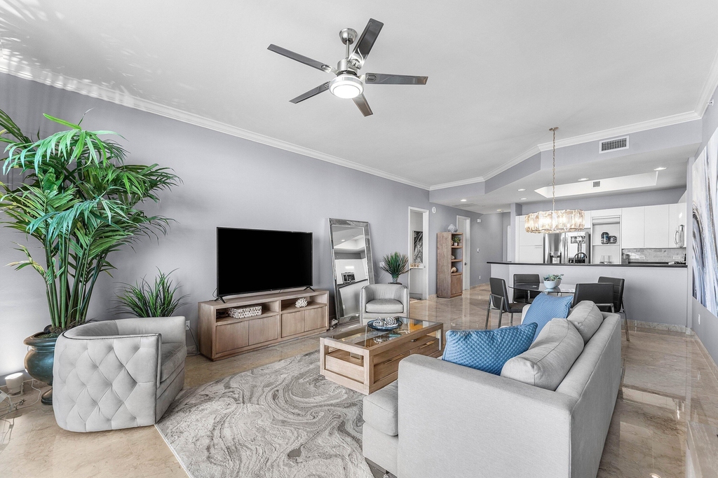 2640 Lake Shore Drive - Photo 7