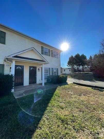 610 Piper Court - Photo 3