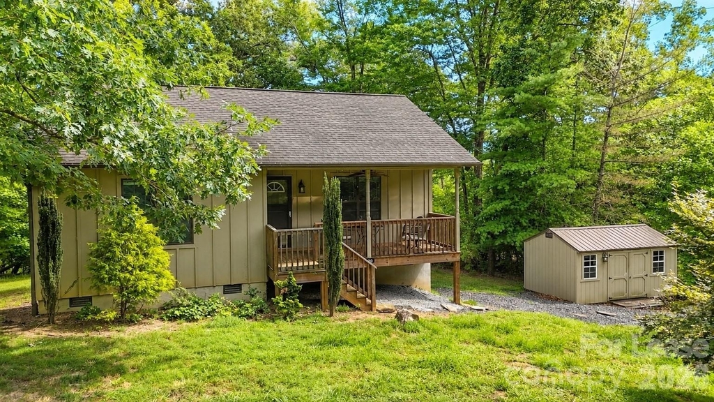 120 Barefoot Ridge Drive - Photo 0