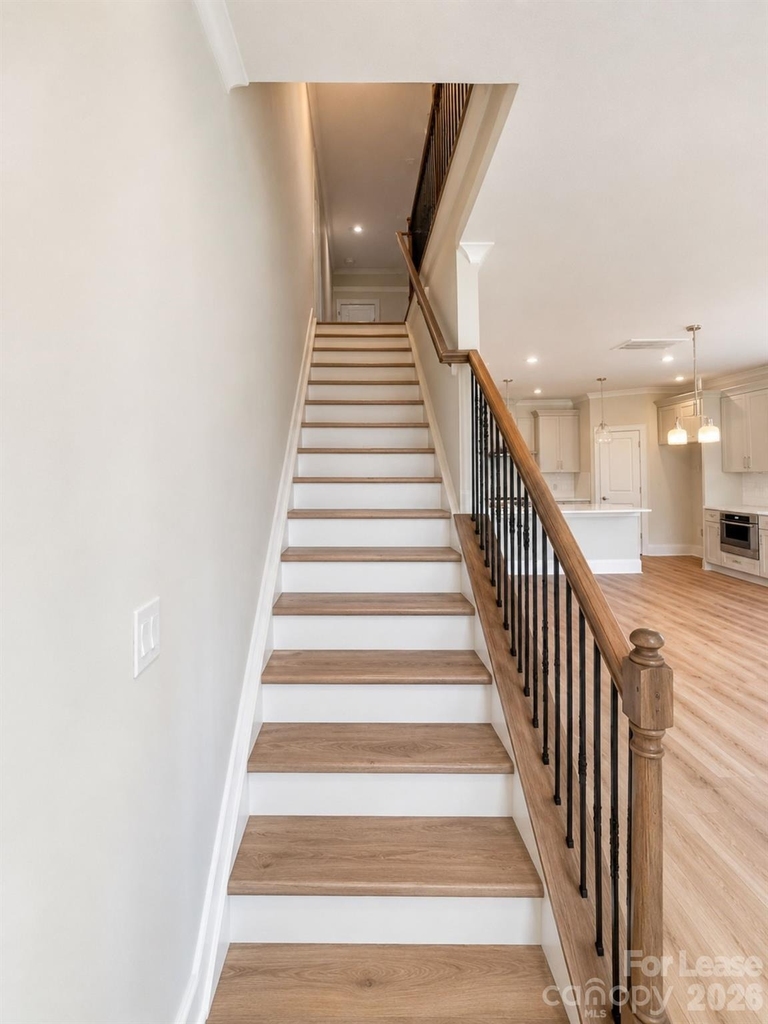 4630 Dogwood Place - Photo 8