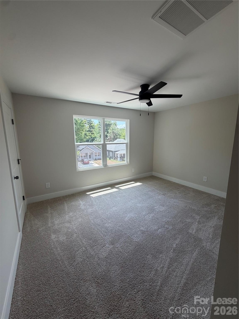 212 N Yadkin Avenue - Photo 12