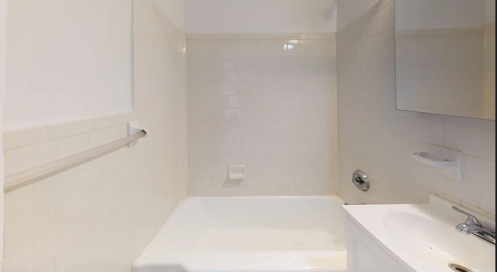  East 38th Street - Photo 7
