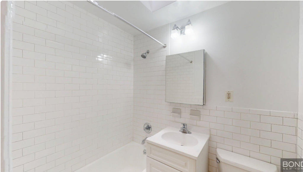 West 55th Street - Photo 4