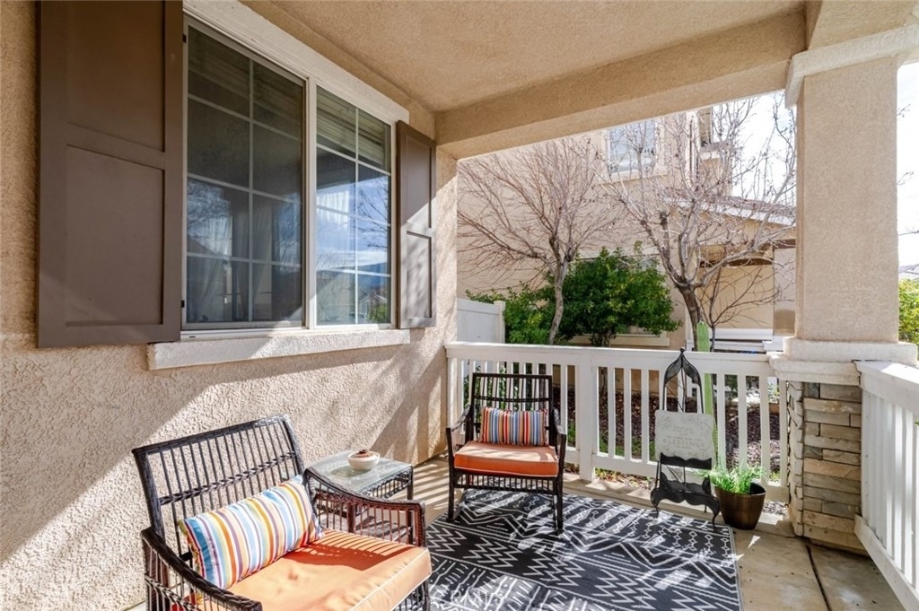 39112 Desert Holly Lane - Photo 2