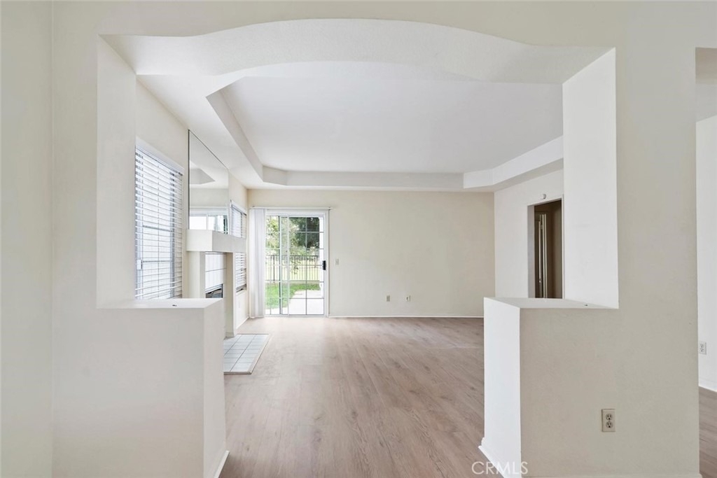 2117 Bermuda Dunes - Photo 4