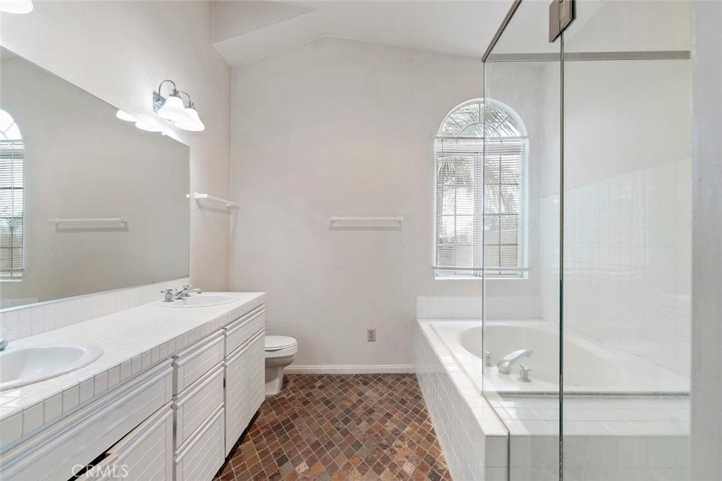 2117 Bermuda Dunes - Photo 14